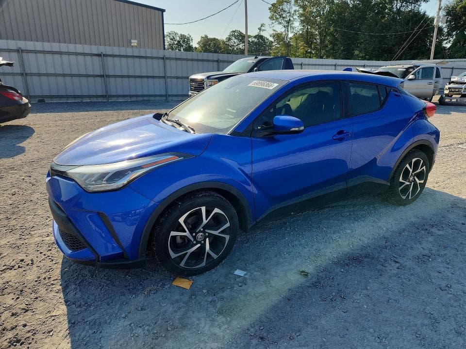 2020 TOYOTA C-HR XLE