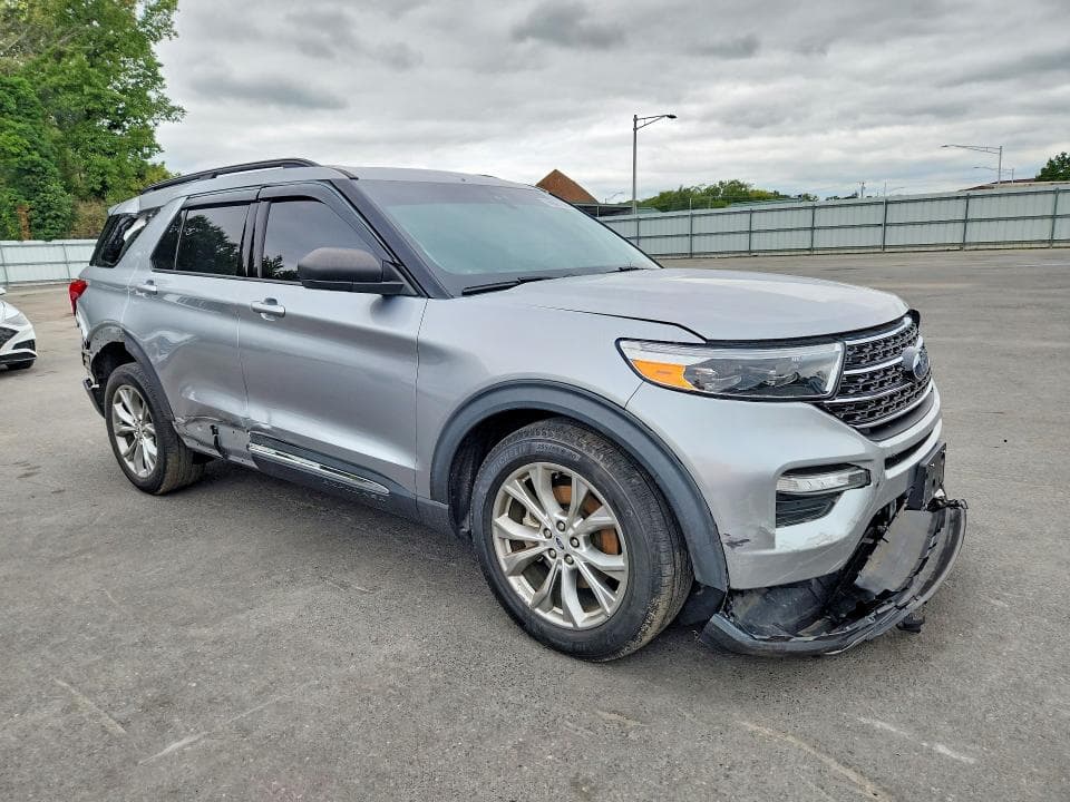 2021 FORD EXPLORER XLT 4