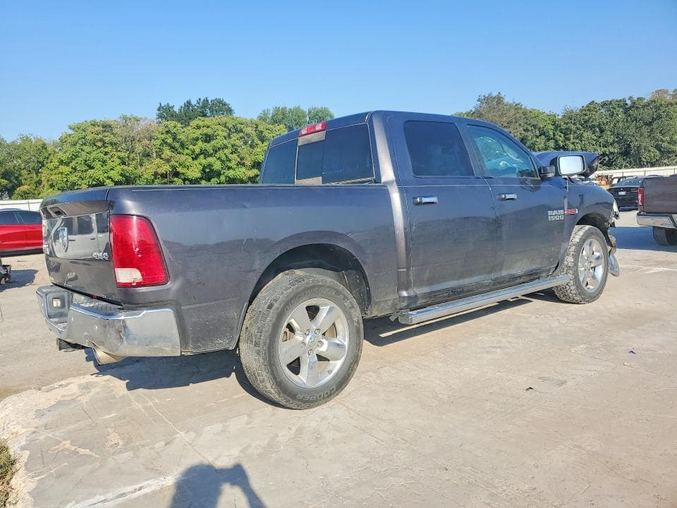 2018 RAM 1500 SLT 3