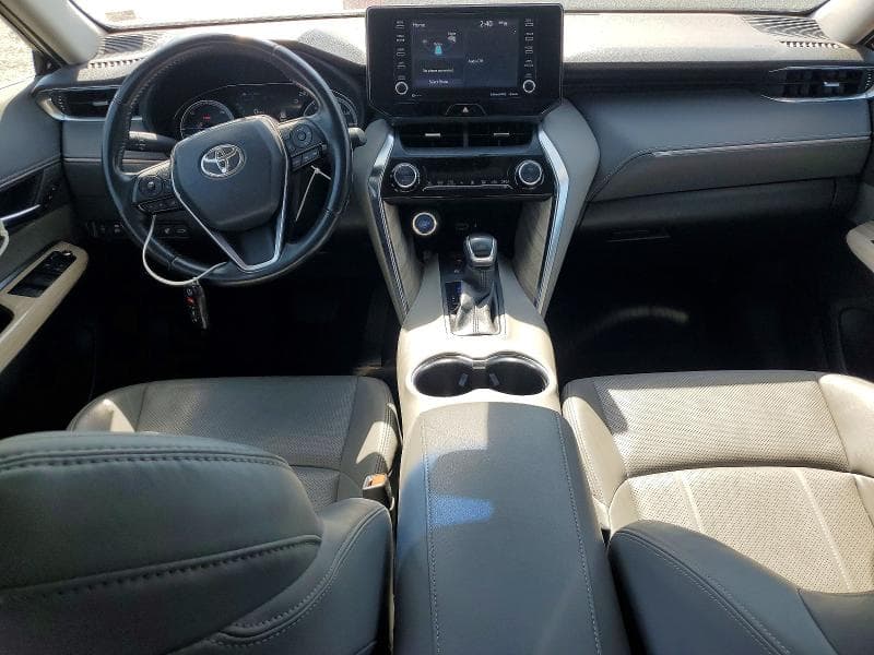 2021 TOYOTA VENZA XLE 8