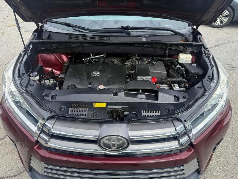 2019 TOYOTA HIGHLANDER LIMITED 5