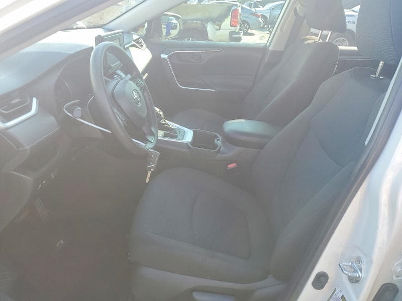 2022 TOYOTA RAV4 LE 7
