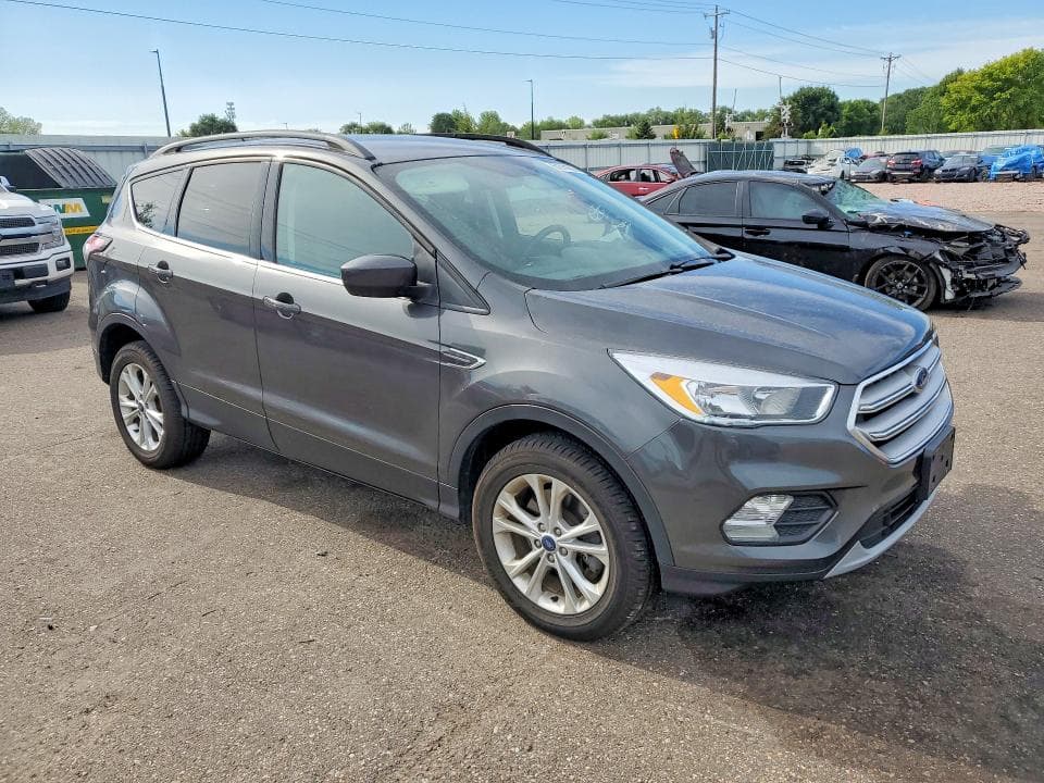 2018 FORD ESCAPE SE 4
