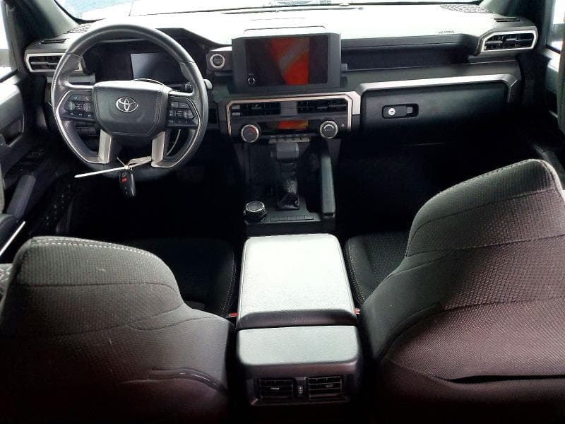 2025 TOYOTA 4RUNNER SR5 8
