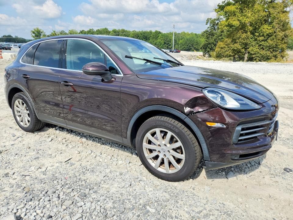 2019 PORSCHE CAYENNE 4