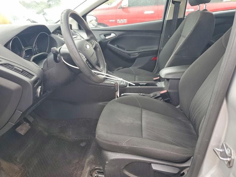 2017 FORD FOCUS SE 7