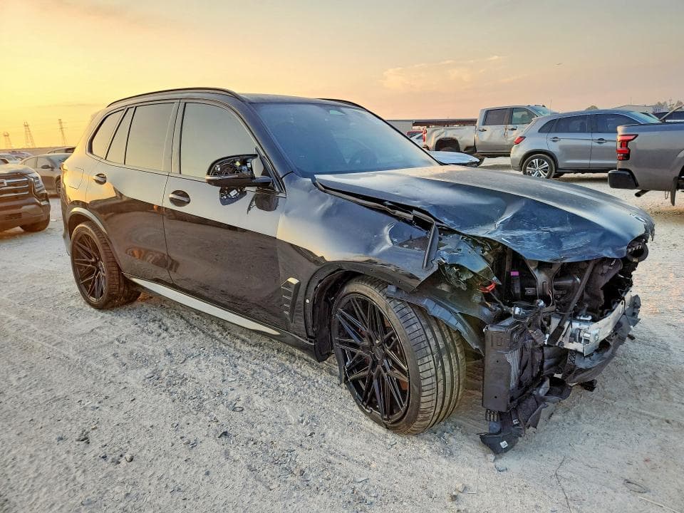 2026 BMW X5 M60I 4