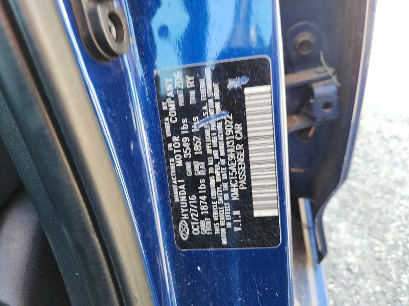 2017 HYUNDAI ACCENT SE 12