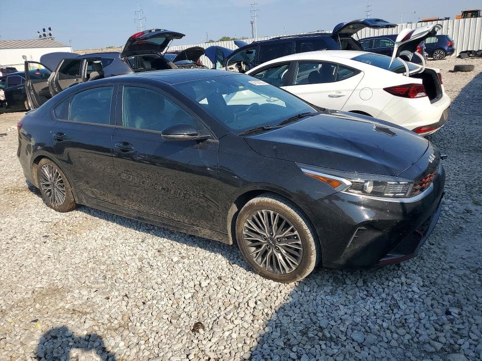 2023 KIA FORTE GT LINE 4