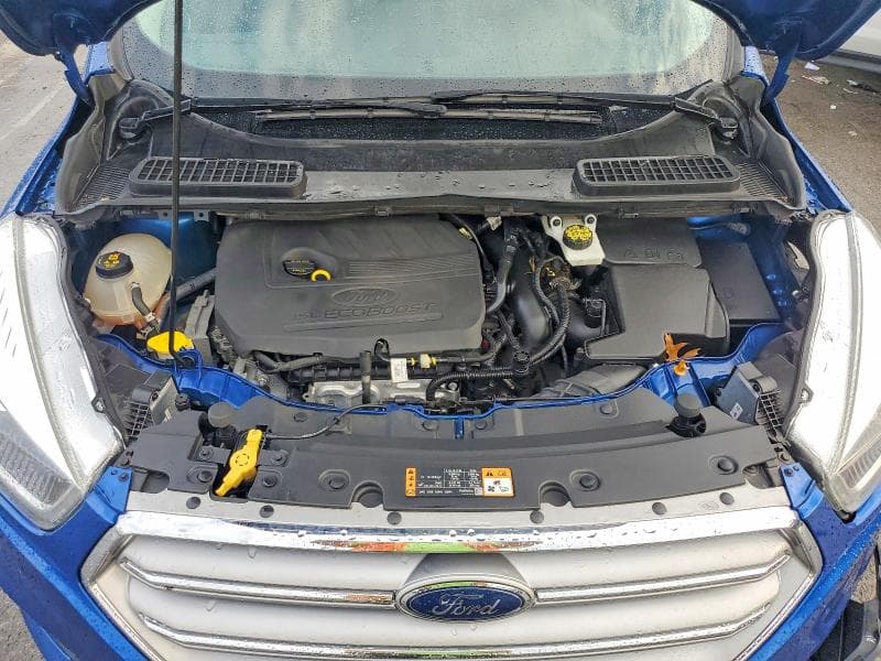 2017 FORD ESCAPE SE 12