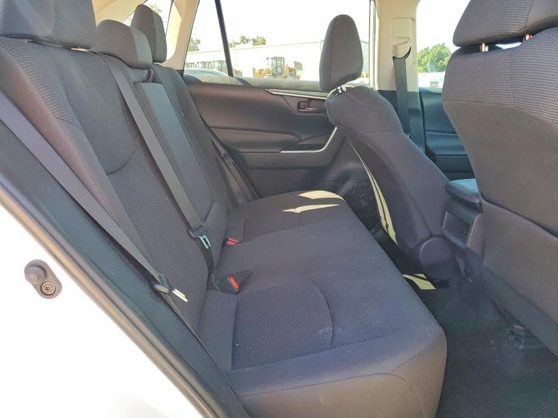2019 TOYOTA RAV4 LE 10