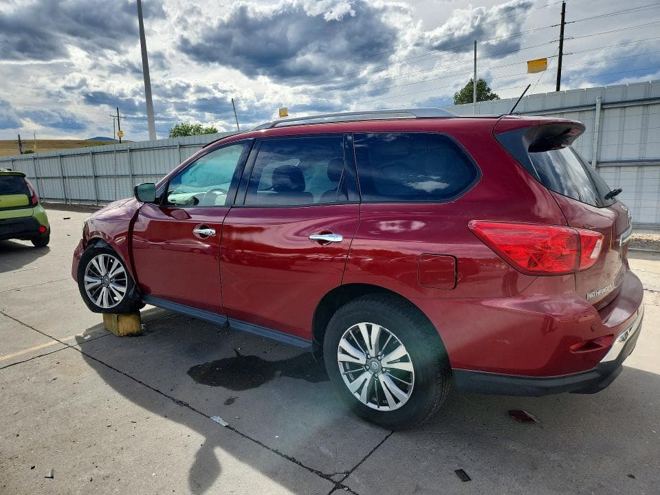 2018 NISSAN PATHFINDER SL 2