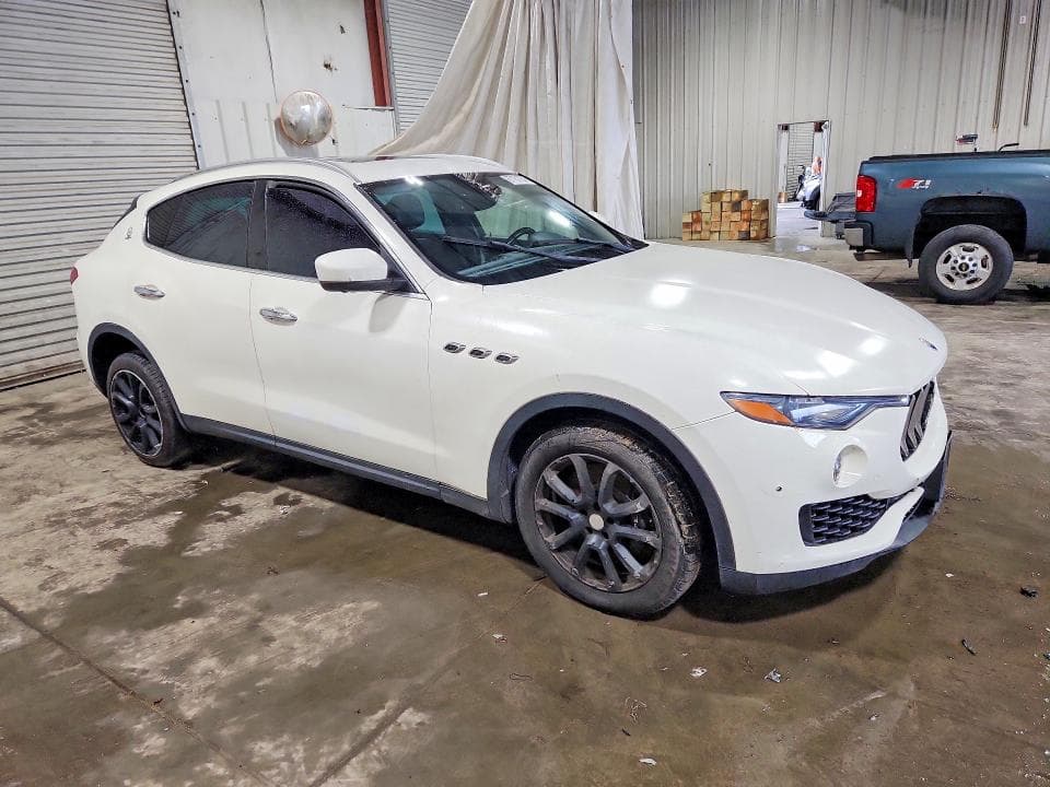 2017 MASERATI LEVANTE S 4