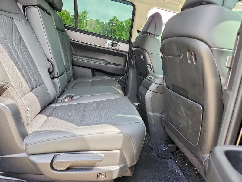 2025 HYUNDAI SANTA FE SEL 11