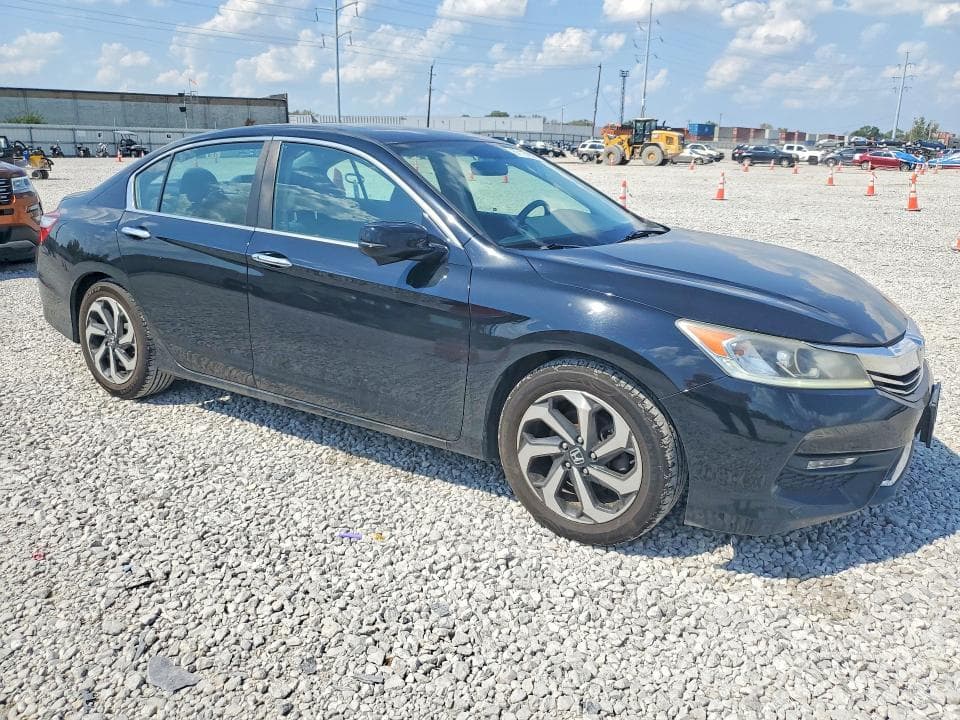 2017 HONDA ACCORD EX 4
