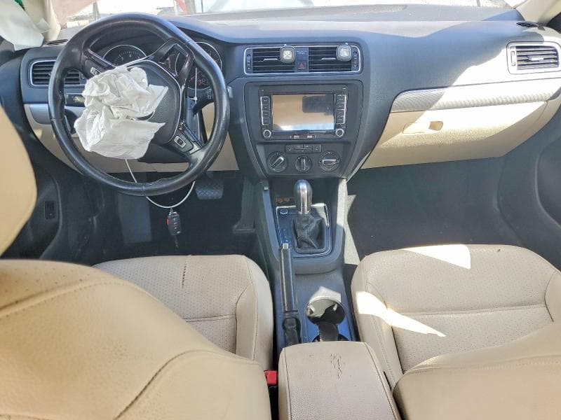 2017 VOLKSWAGEN JETTA SE 8