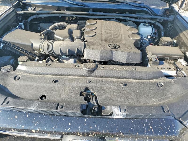 2024 TOYOTA 4RUNNER SR5 12