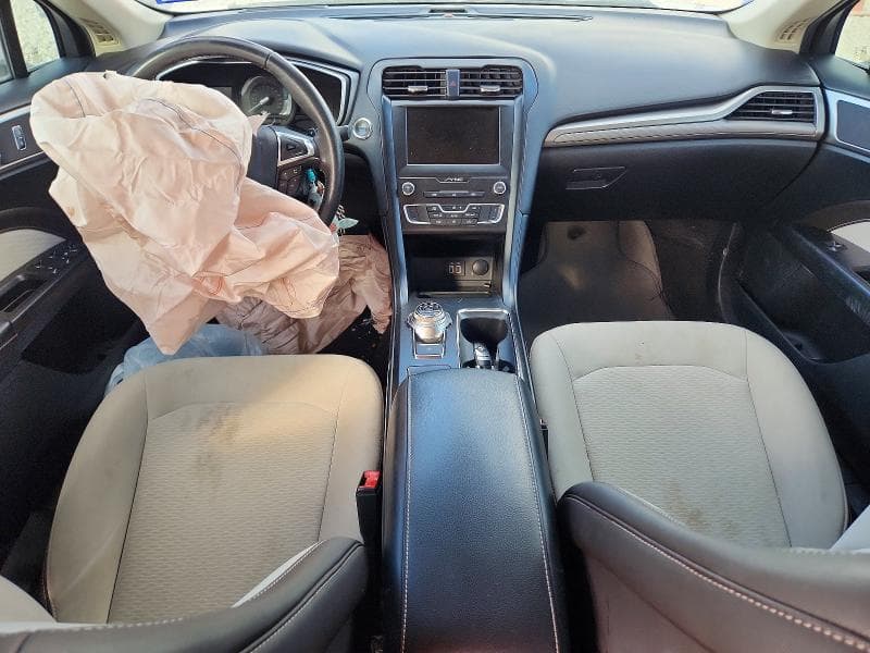 2019 FORD FUSION SE 8