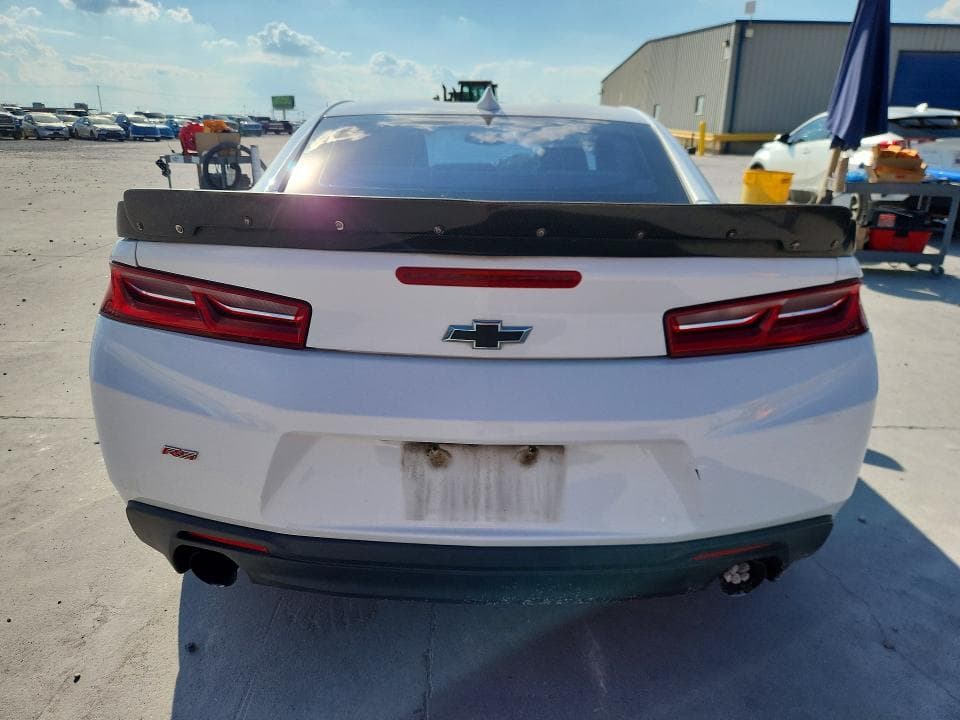 2018 CHEVROLET CAMARO LT 6
