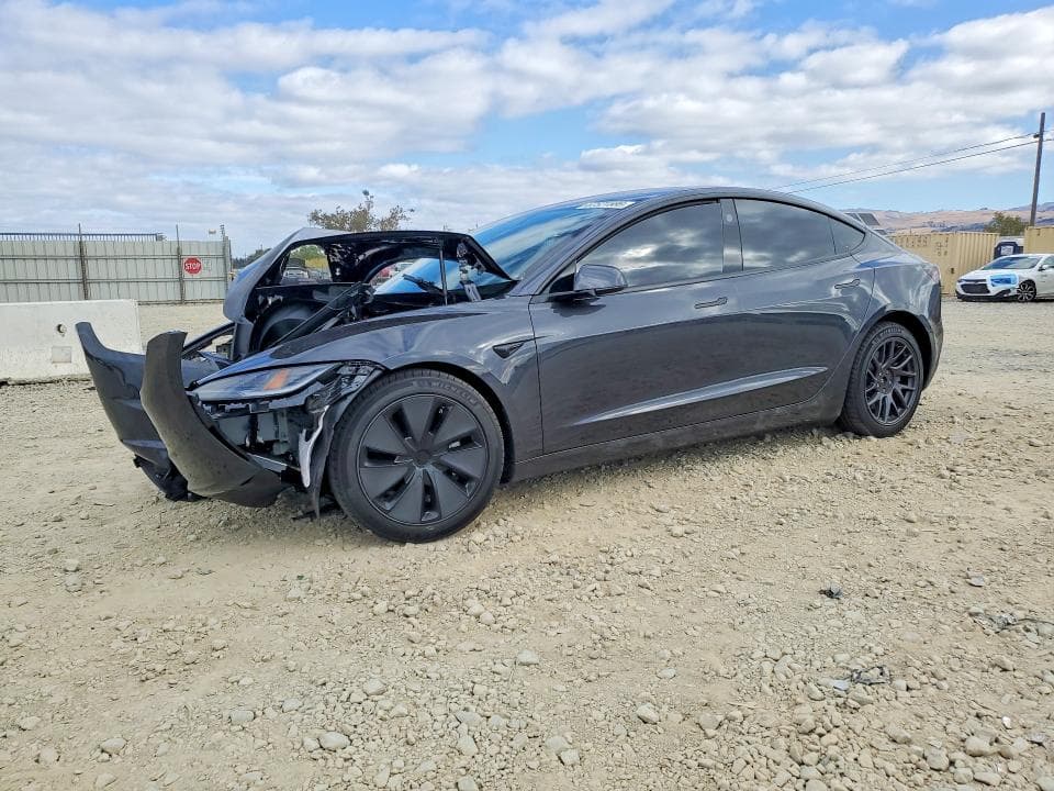 2026 TESLA MODEL 3 - 1