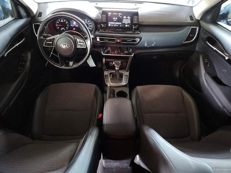 2021 KIA SELTOS S 8