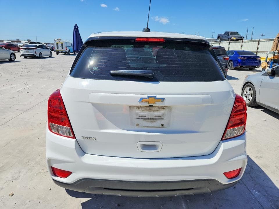 2018 CHEVROLET TRAX LS 6