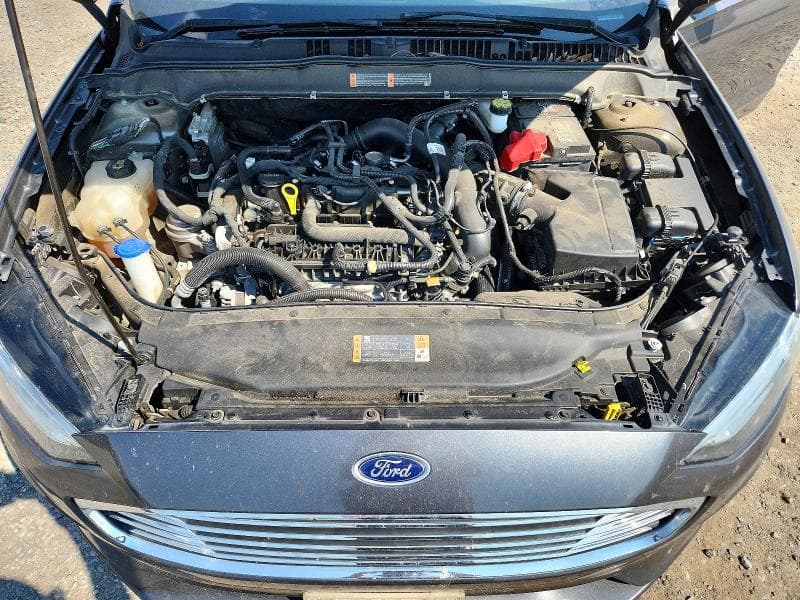 2020 FORD FUSION SE 11