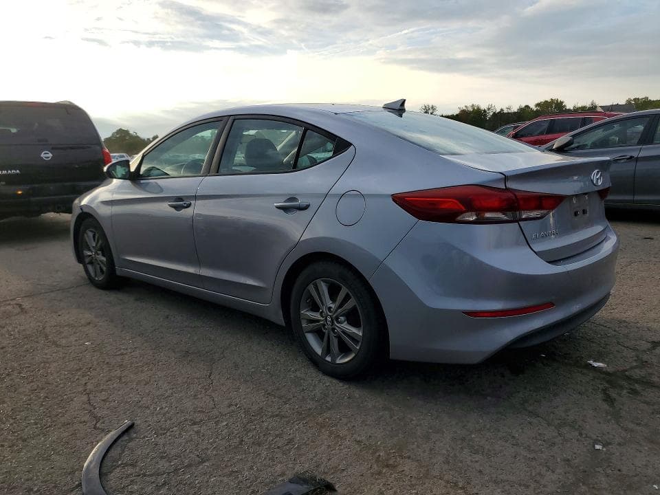 2017 HYUNDAI ELANTRA SE 2