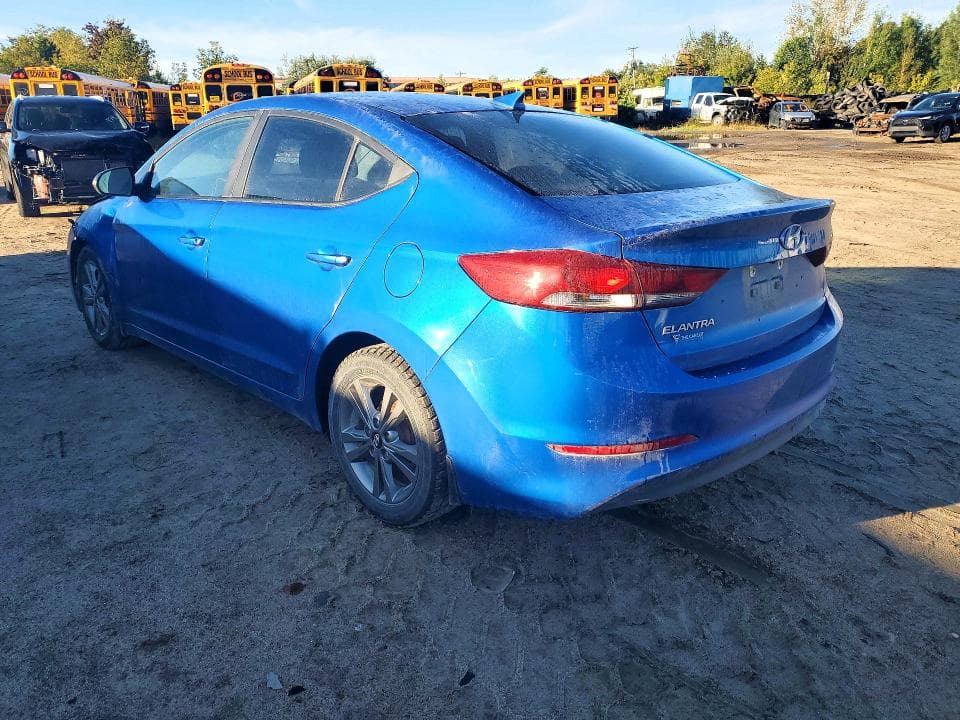 2017 HYUNDAI ELANTRA SE 2