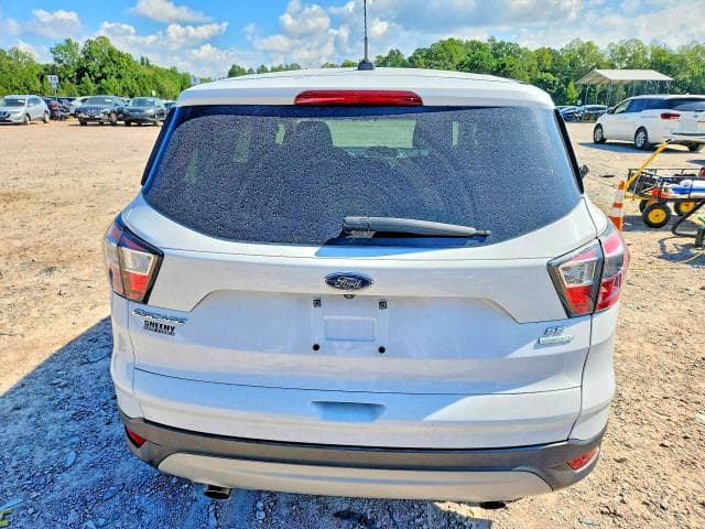 2017 FORD ESCAPE SE 6