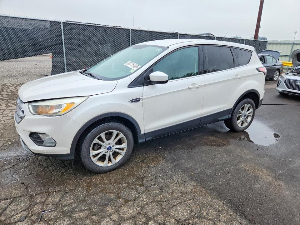 2017 FORD ESCAPE SE - 1