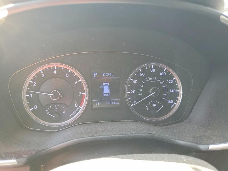 2019 HYUNDAI SANTA FE SE 9