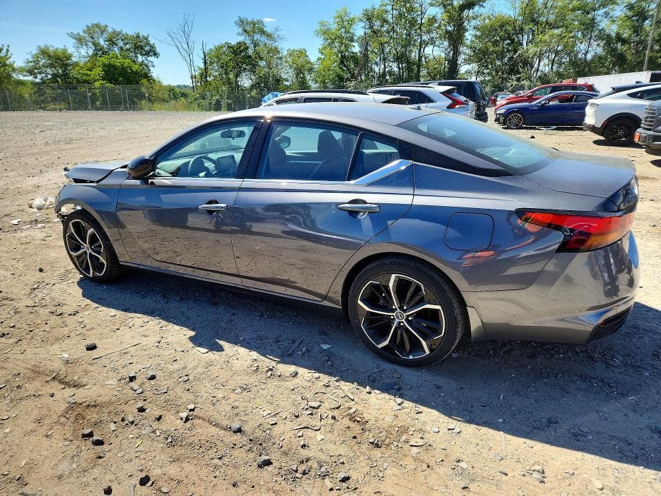 2025 NISSAN ALTIMA SR 2
