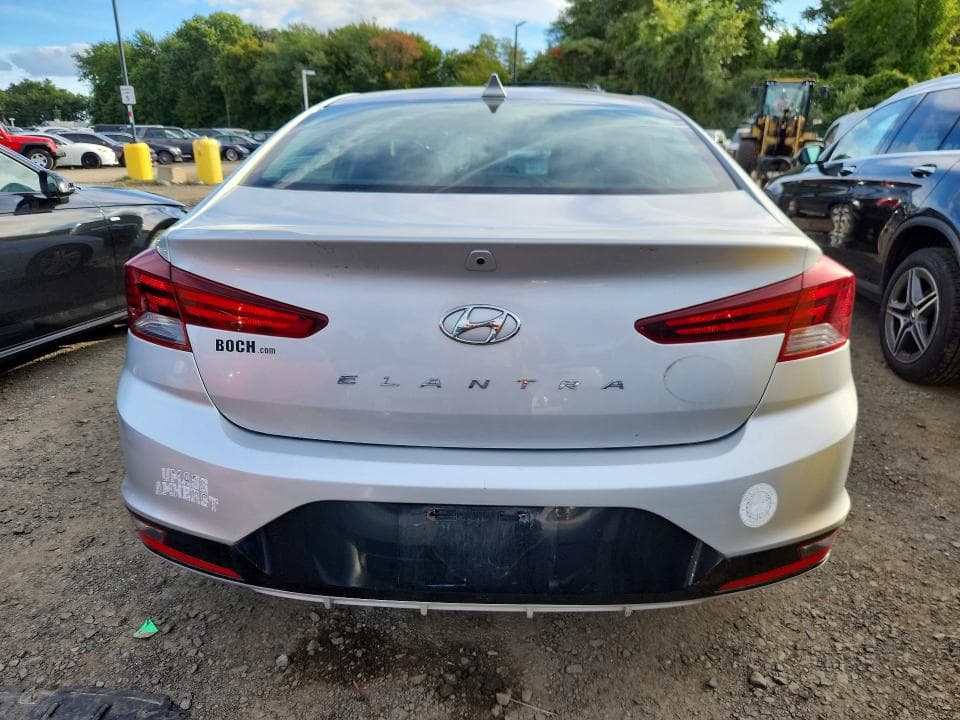 2019 HYUNDAI ELANTRA SEL 6