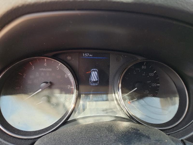 2018 NISSAN ROGUE S 9