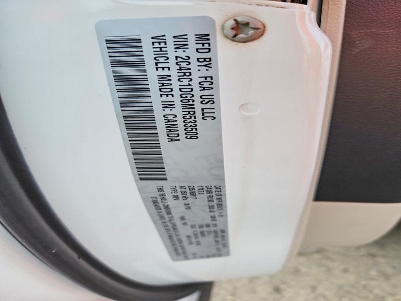 2021 CHRYSLER VOYAGER LXI 13