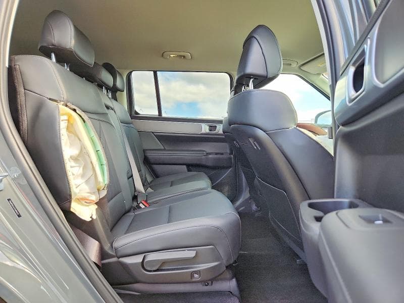 2026 HYUNDAI SANTA FE SEL 11