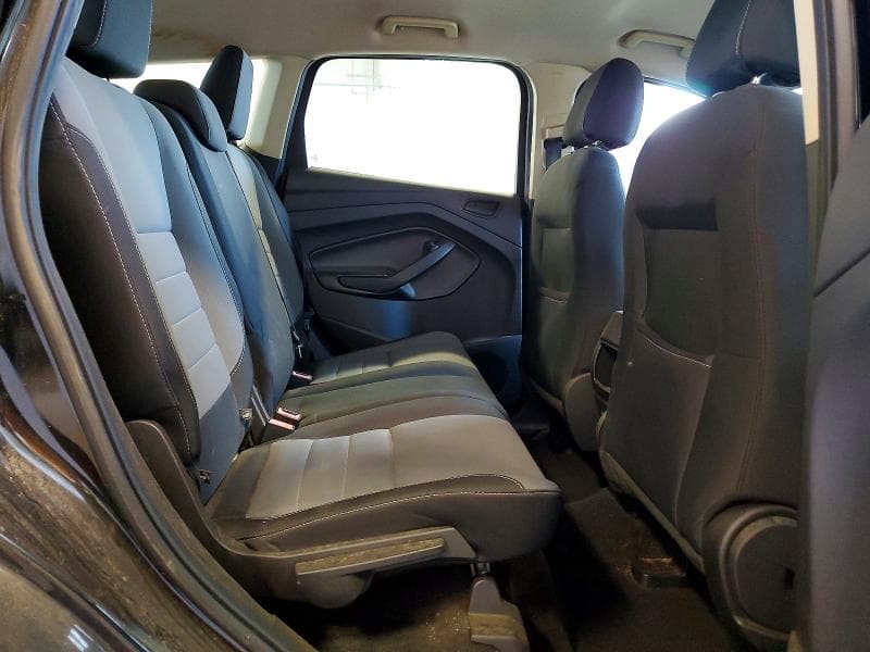 2017 FORD ESCAPE S 11