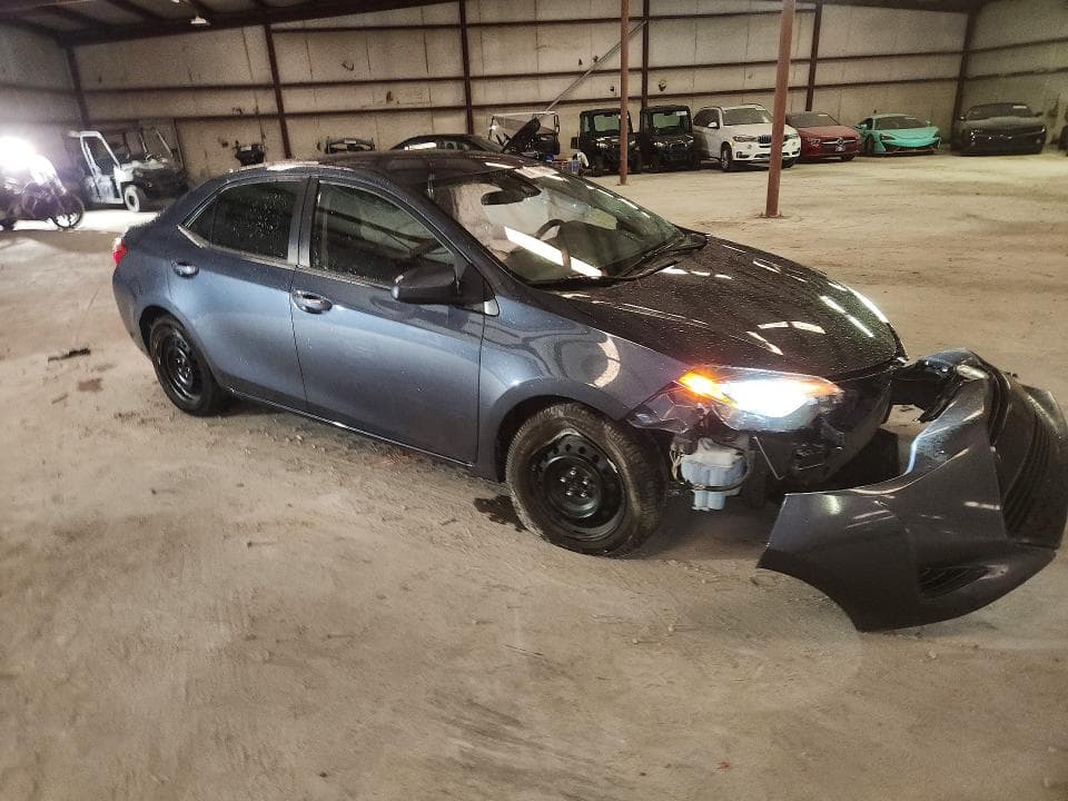 2017 TOYOTA COROLLA LE 4