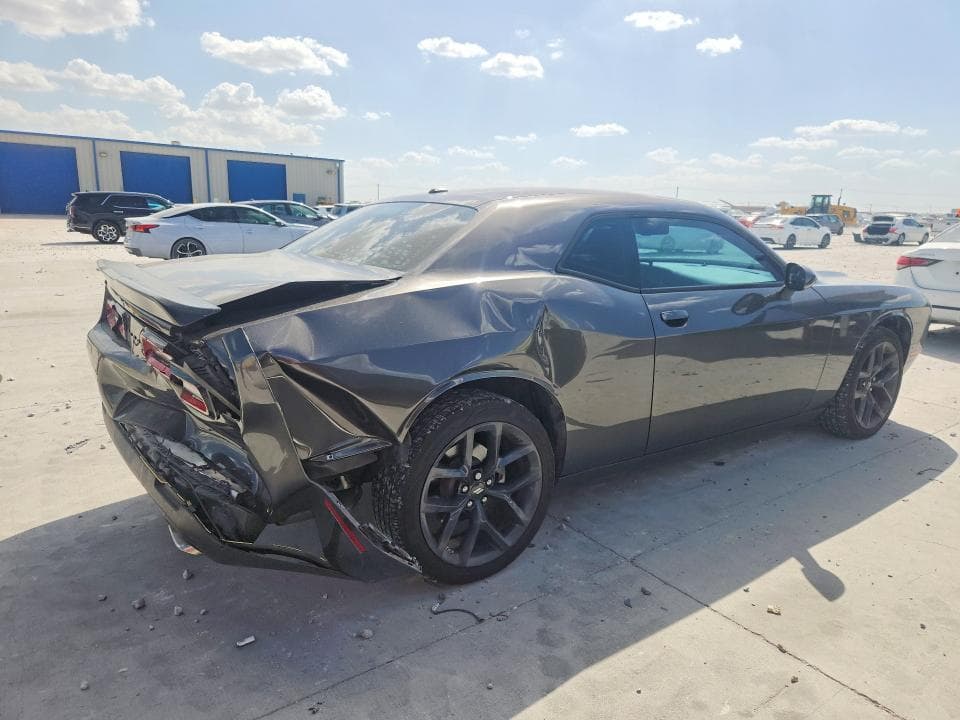 2023 DODGE CHALLENGER SXT 3