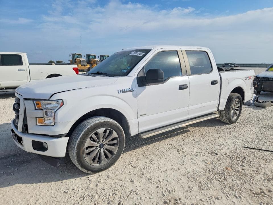2017 FORD F150 SUPERCREW - 1