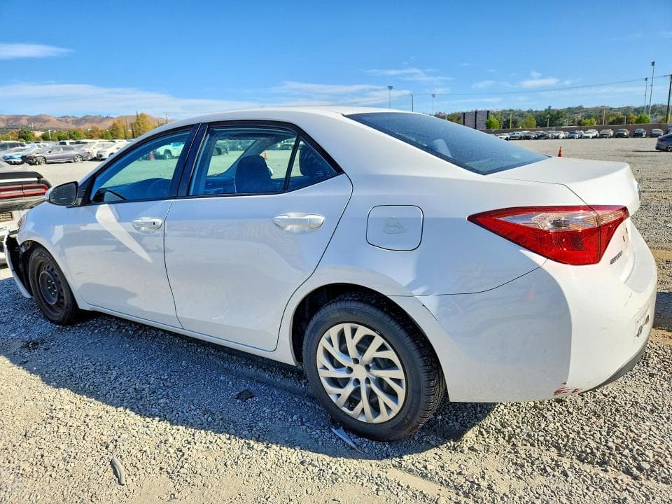 2019 TOYOTA COROLLA LE 2