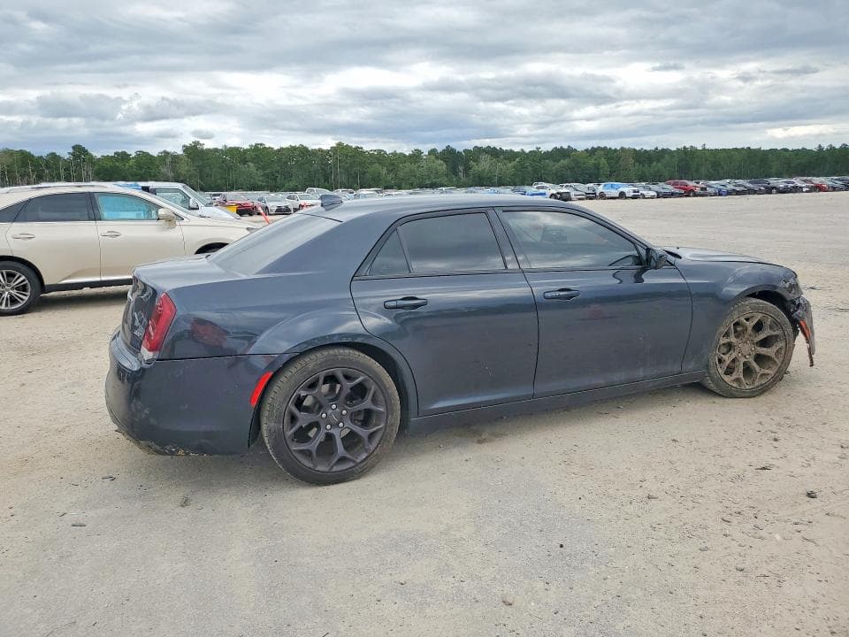 2019 CHRYSLER 300 TOURING 3