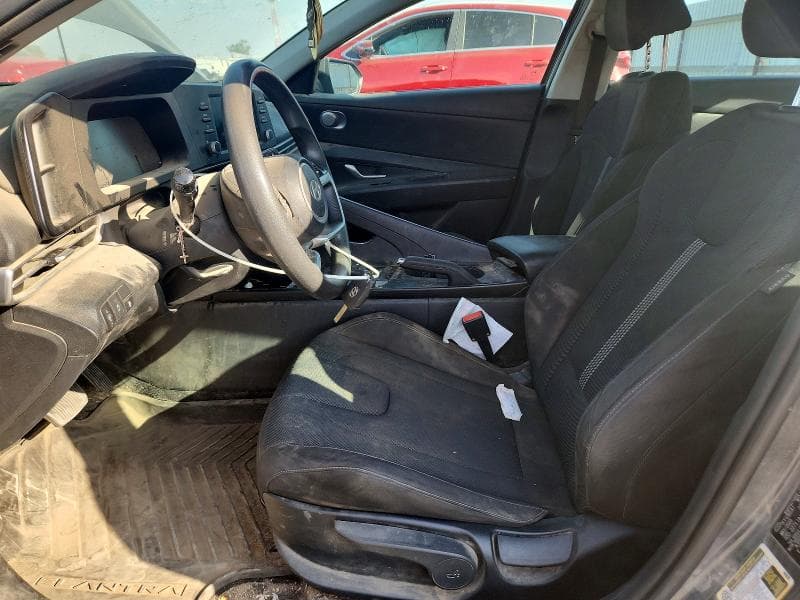 2025 HYUNDAI ELANTRA SE 7