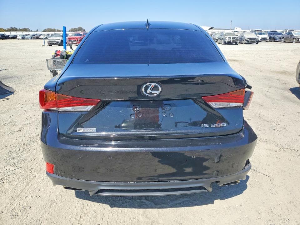 2019 LEXUS IS 300 6