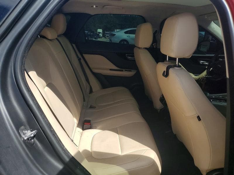 2020 JAGUAR F-PACE PREMIUM 10