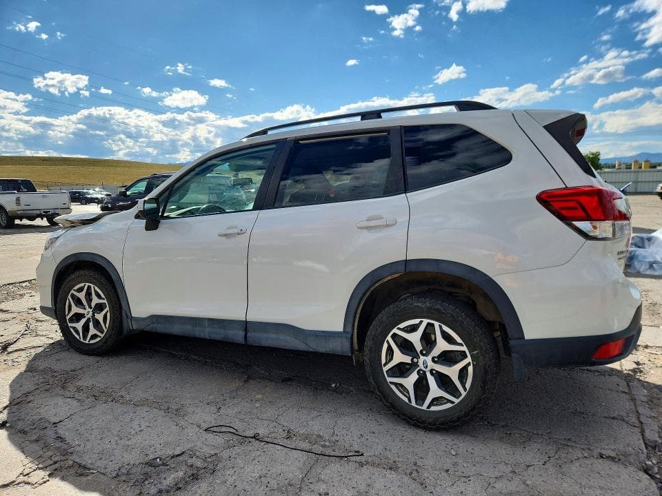 2020 SUBARU FORESTER PREMIUM 2