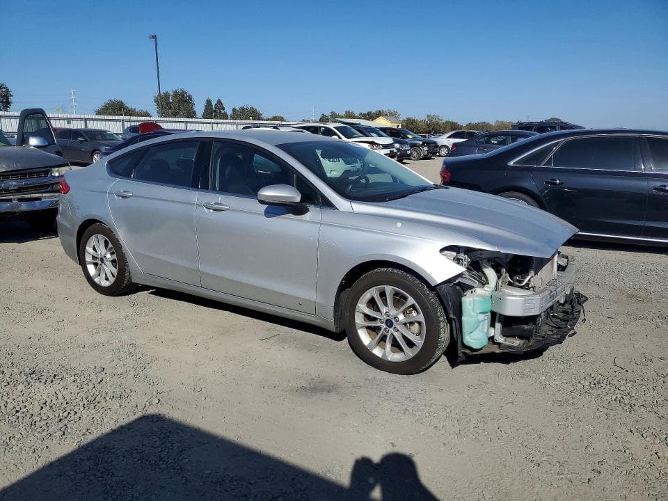 2019 FORD FUSION SE 4
