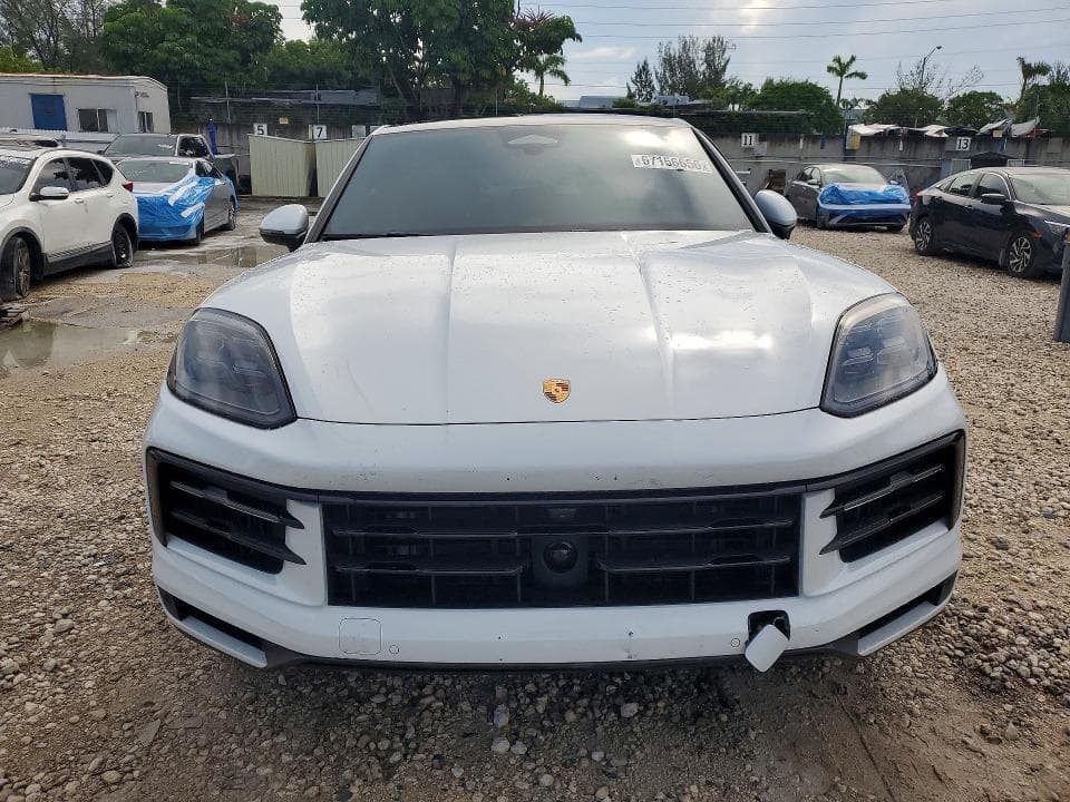 2026 PORSCHE CAYENNE SE HYBRID COUPE 5