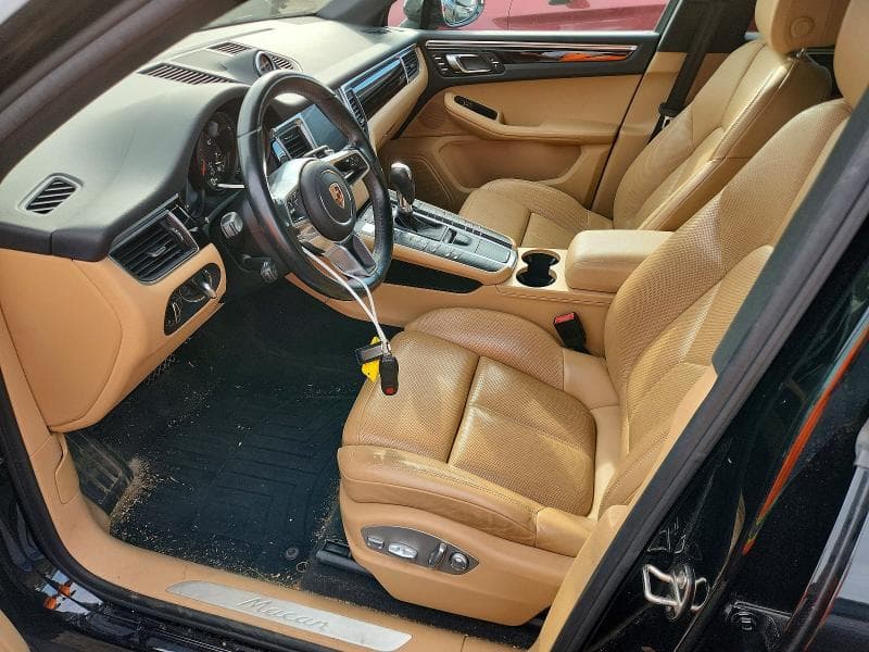 2017 PORSCHE MACAN 7